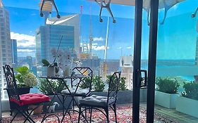Sydney Cosmopolitan Cbd Apartment